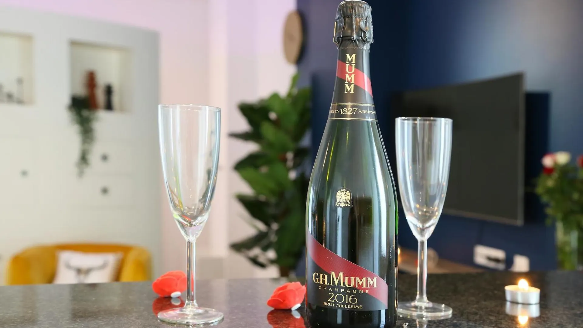 Expat Renting - L'Espace D'Un Moment - Love Room Toulouse